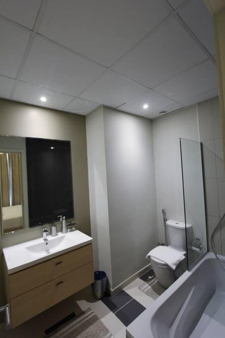Specious 3 Bedrooms With Maid Room Villa Dubai Exteriör bild